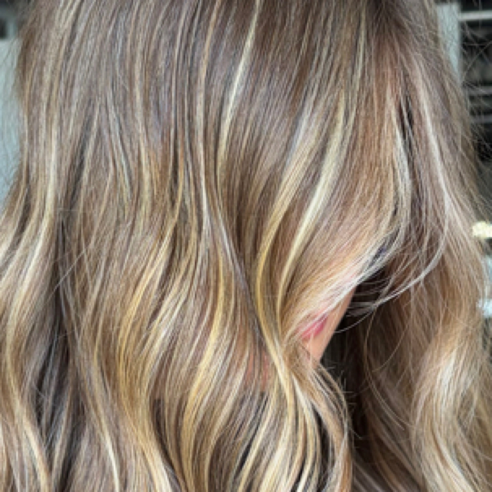 signature blonding at by emma kate in Hartselle, AL