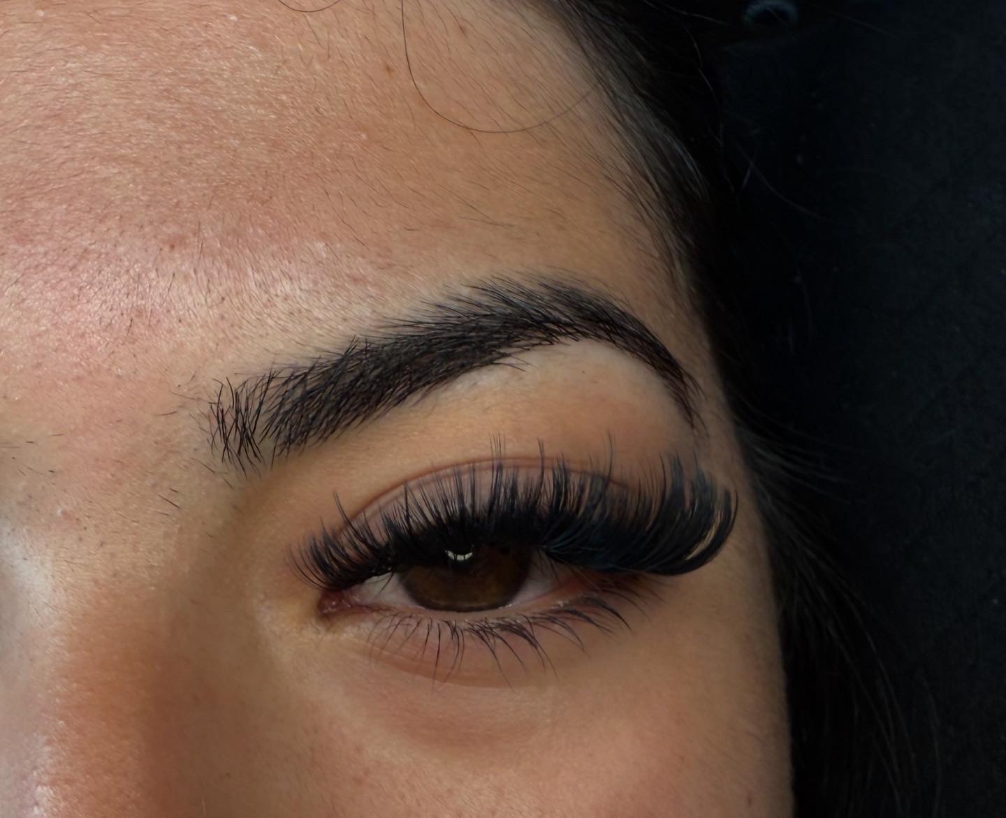 SPECIAL- Volume Full Lash Set