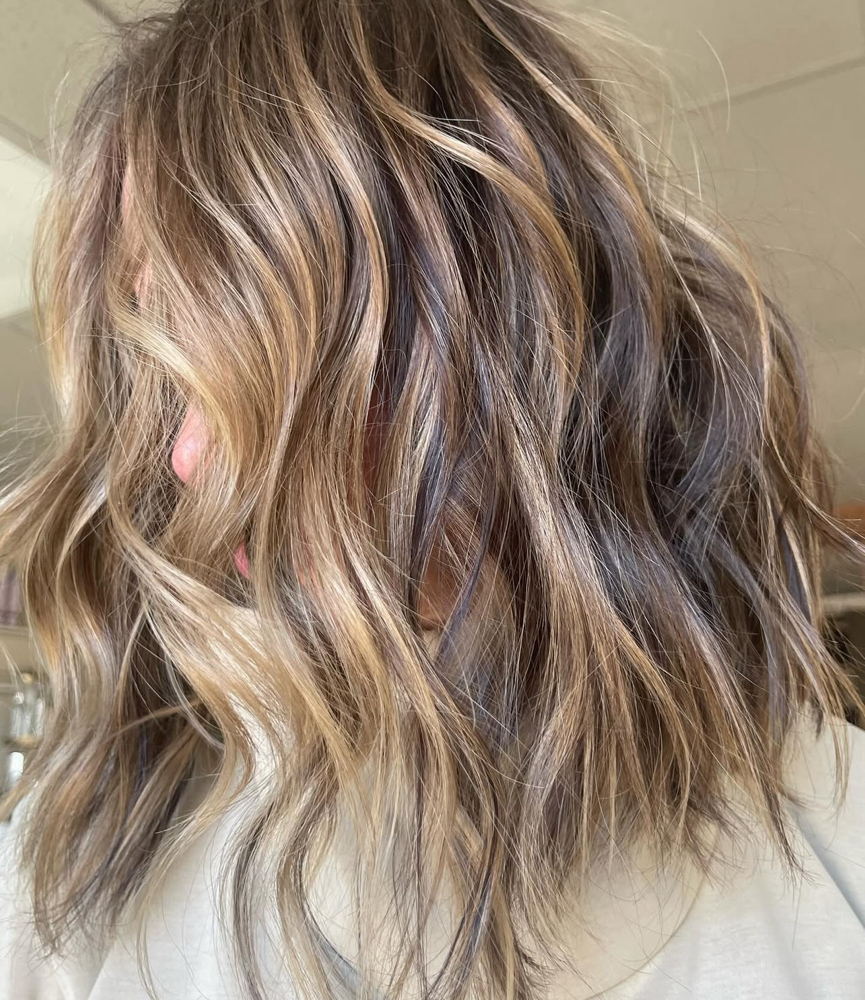 SUN-KISSED BLONDE PARTIAL BALAYAGE