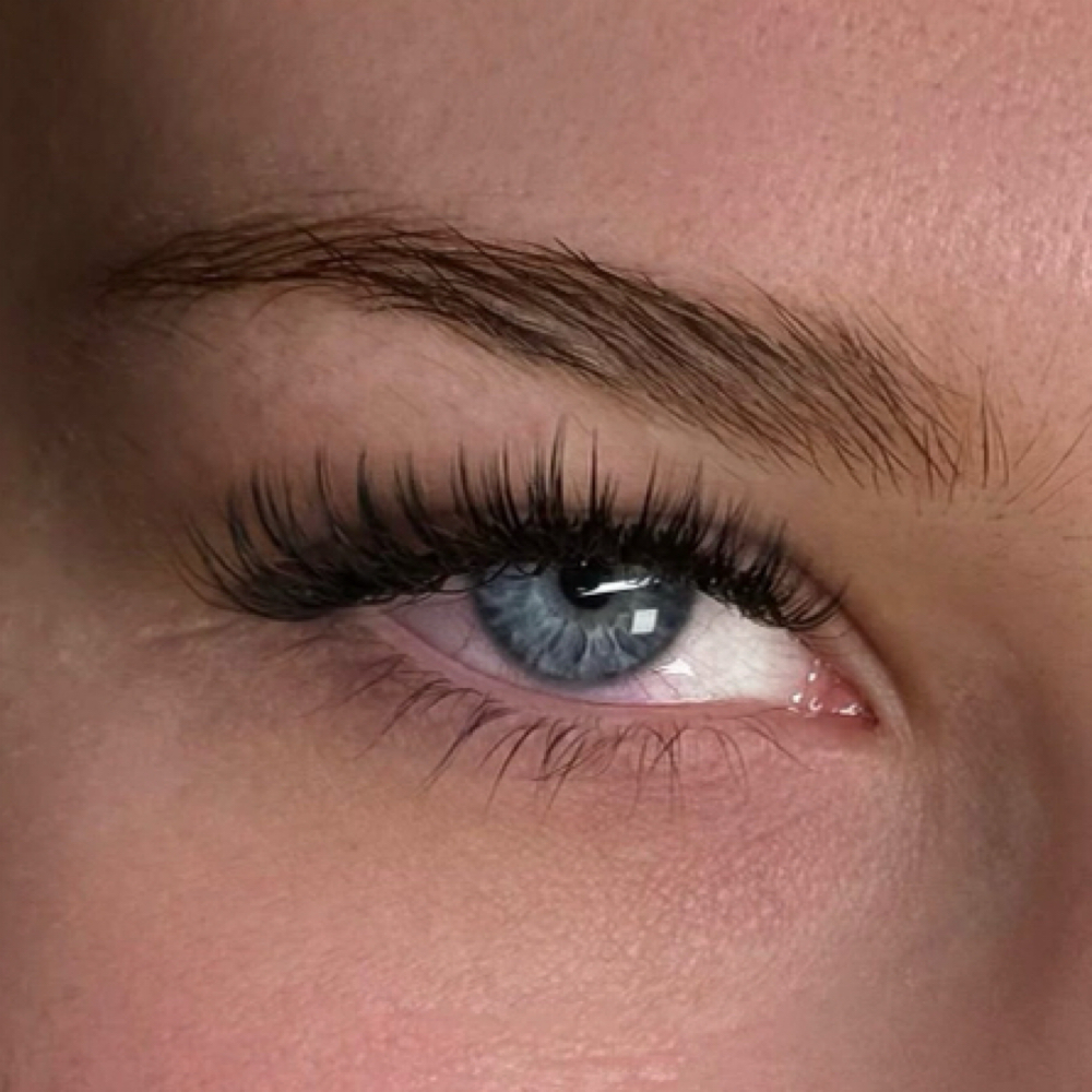 Hybrid/Light Volume Full Set at MorgMua Artistry in Bel Air, MD
