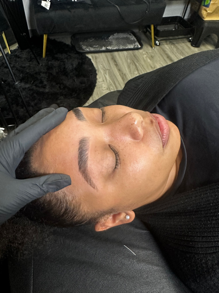 Basic Brow Sculpt