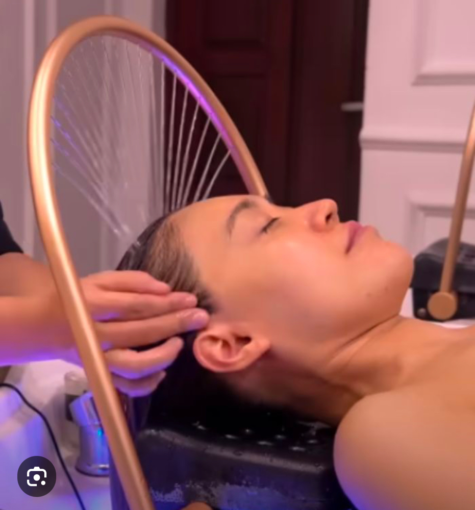 Aromatherapy scalp massage