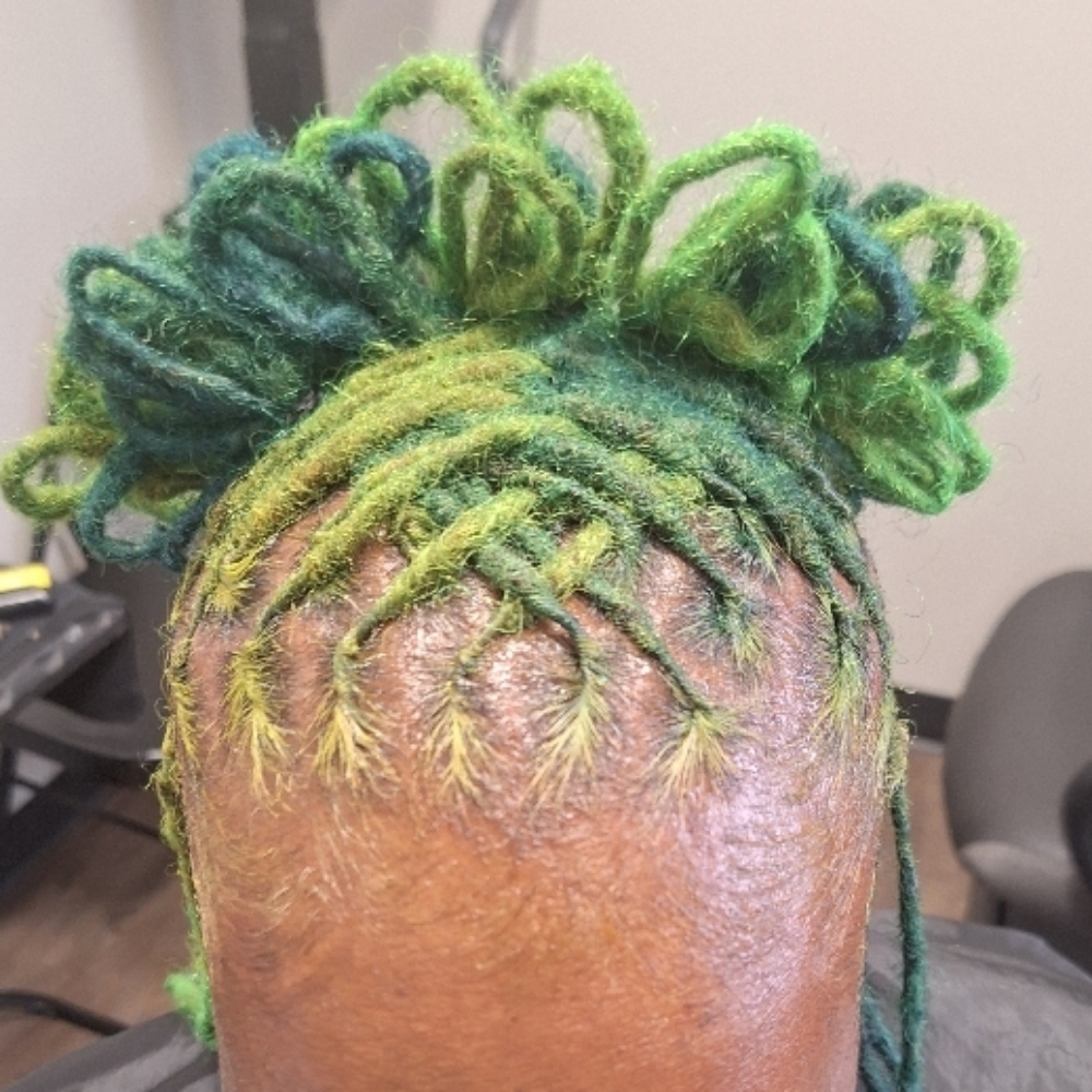 Loc Coloring+Luxury Retwist