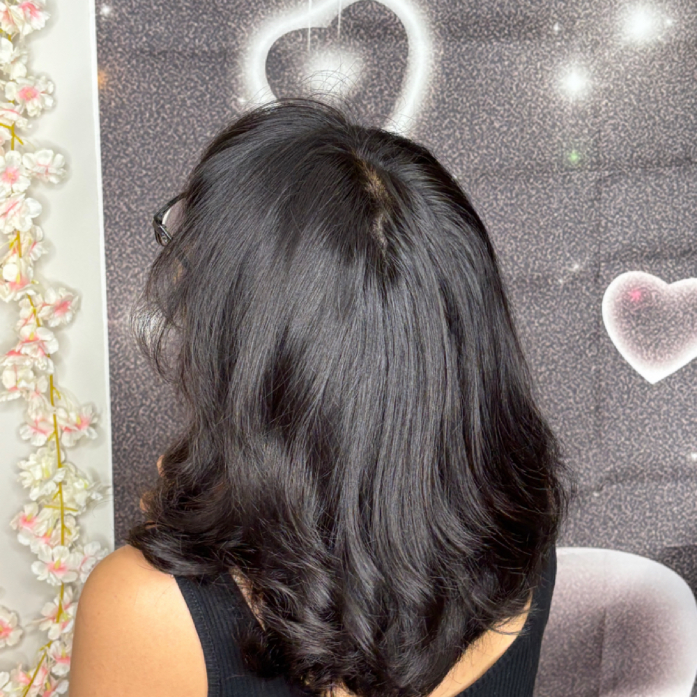 Root Touch Up (2Inches Or Less) at Mane Hair in Peachtree City, GA