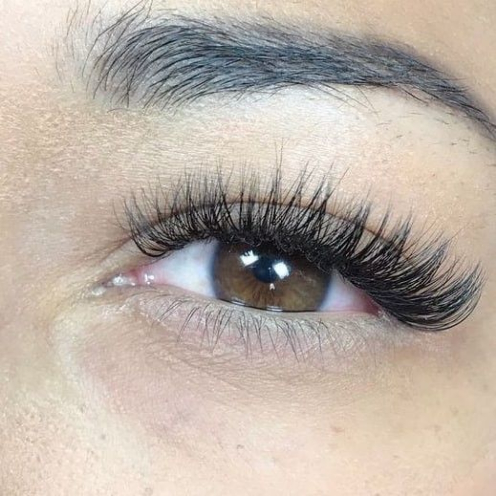 EXPRESS EYELASHES at PERI LASH STUDIOS in Mesa, AZ