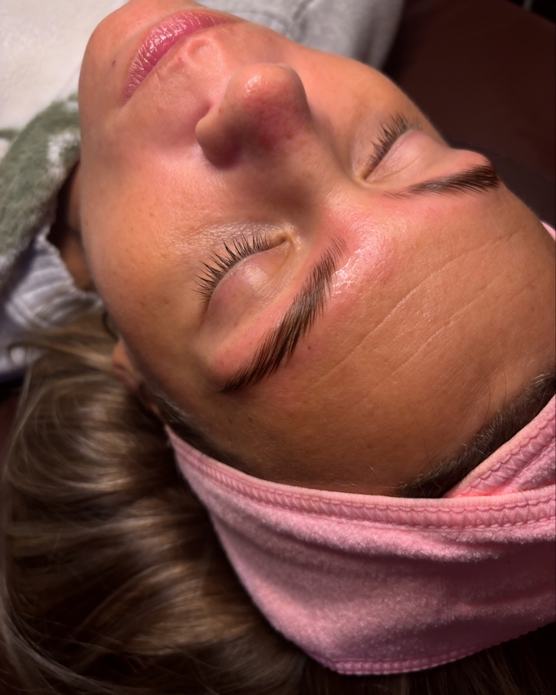 BROW LAMINATION