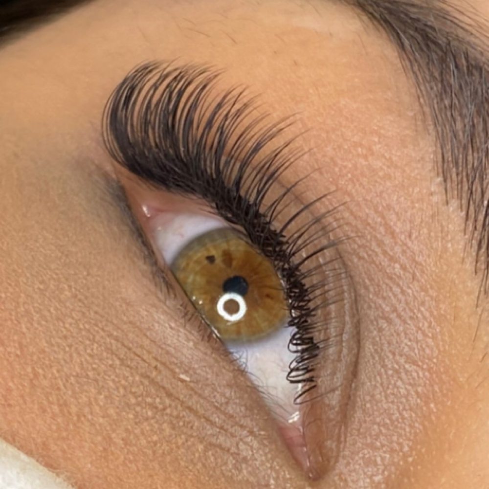 Classic Eyelash Extensions at María Botero PMU in Ashburn, VA