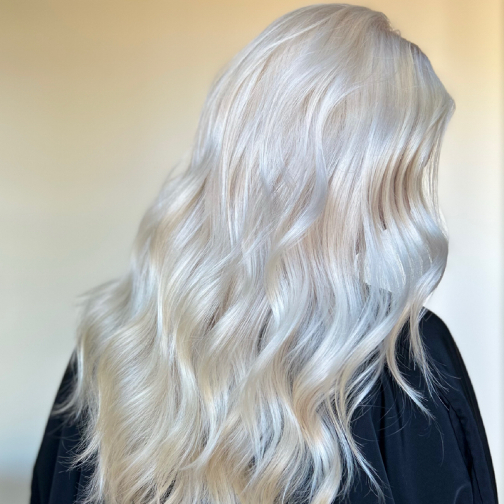 Bleach Please 🧝🏽♀️(root retouch) at Lotus Inferno Salon in Arvada, CO