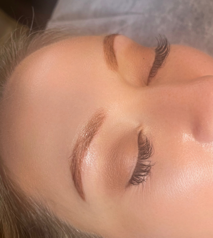 Permanent Makeup- Brows