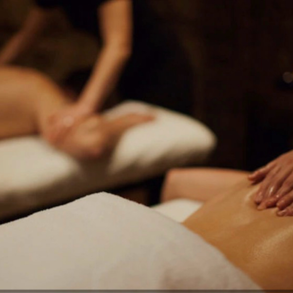 90 Min Custom Couples Massage at Ivyleigh Wellness in Pikesville, MD
