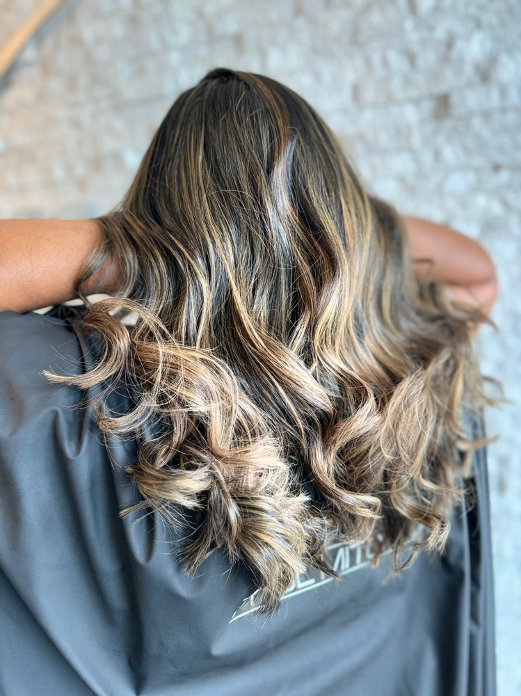 Base Color / Partial Balayage