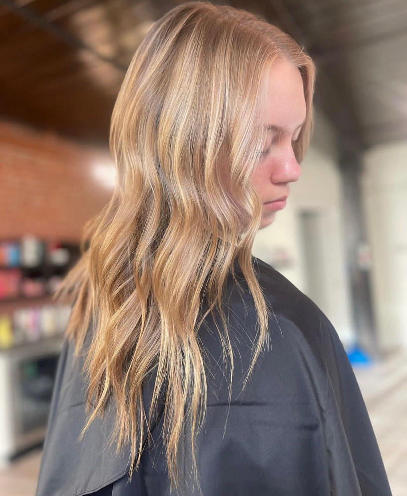 Shampoo & Style at Styles by Sloan in Walnut Cove, NC