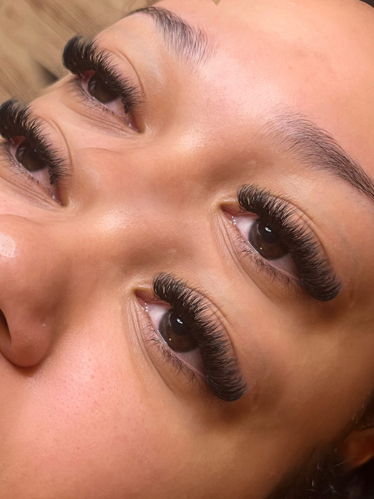 Mega Volume Full Set at Looksbysarny in Pinellas Park, FL