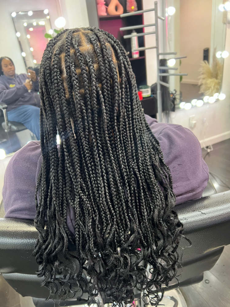 Medium Midback Knotless