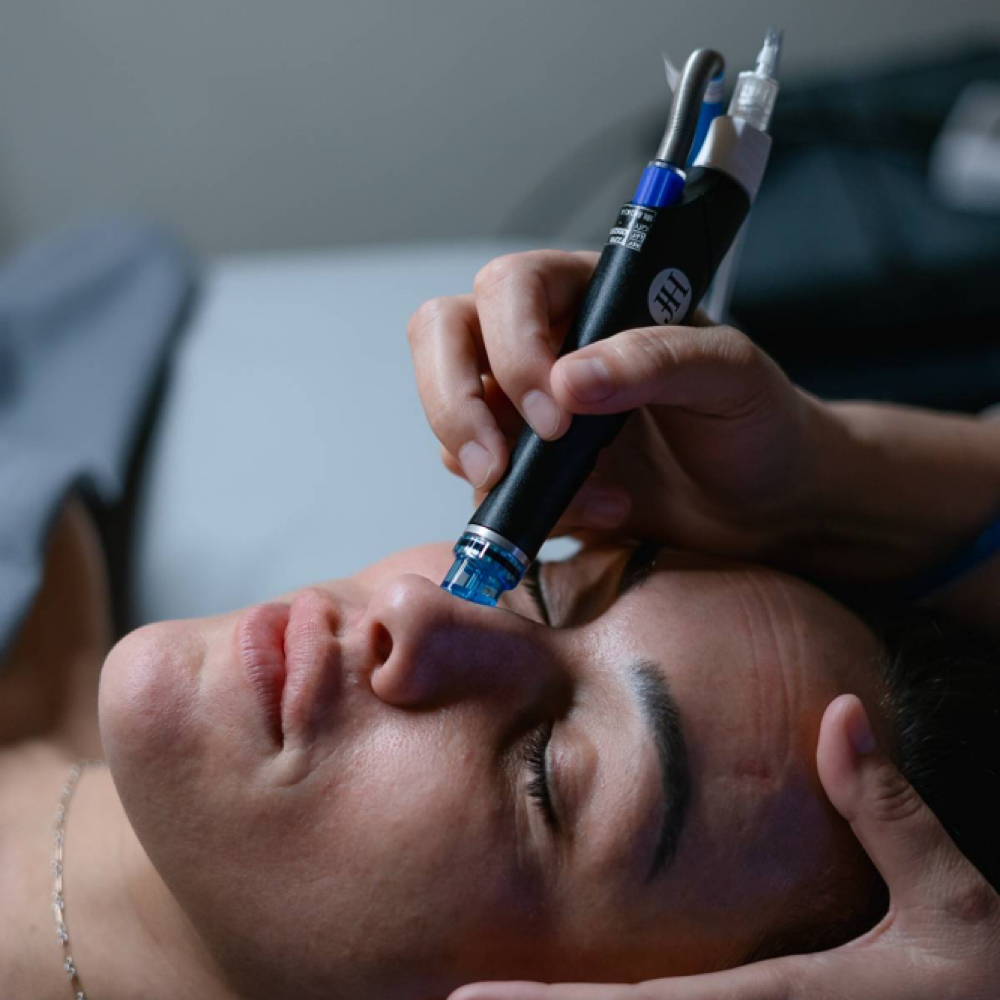 Deluxe Hydrafacial at Align Massage & Bodywork in Salem, OH