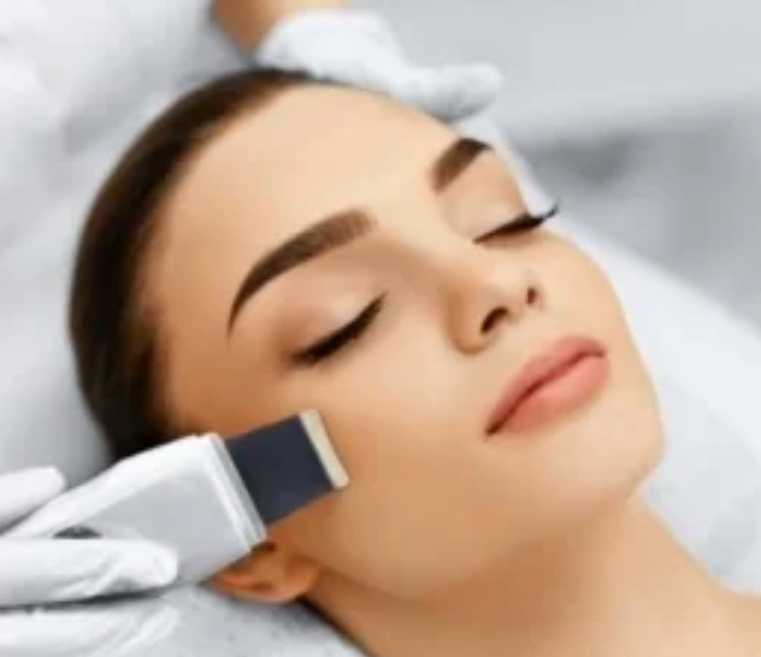 Deep Cleansing Ultrasonic Facial at Signature Skin Spa in Scottsdale, AZ