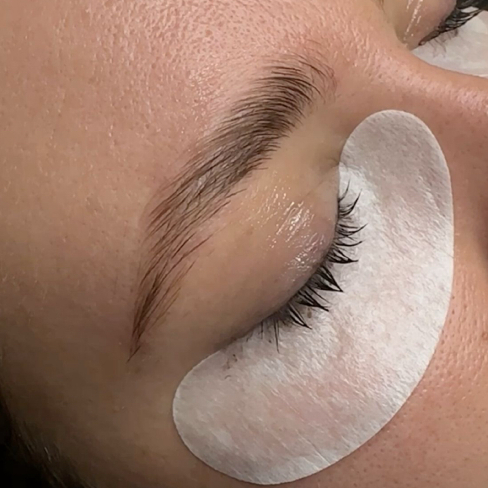 lash tint at glow beauty esthetics in beatrice, NE