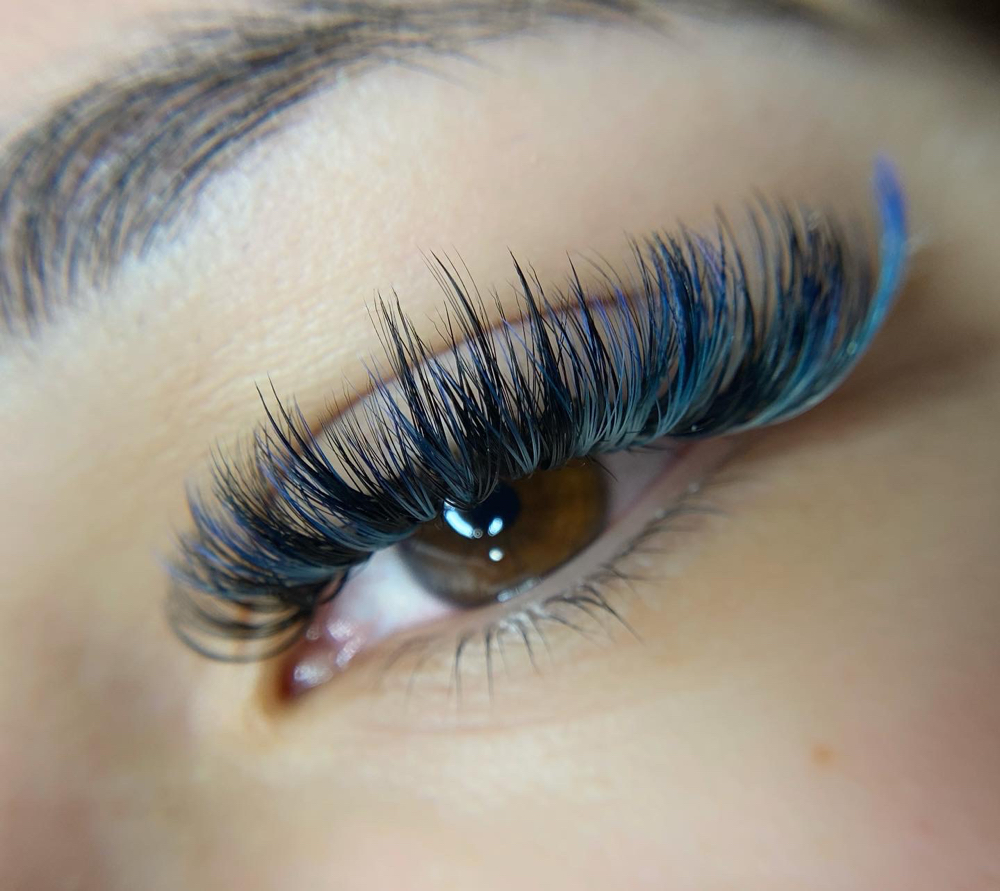 Color Lashes Add On