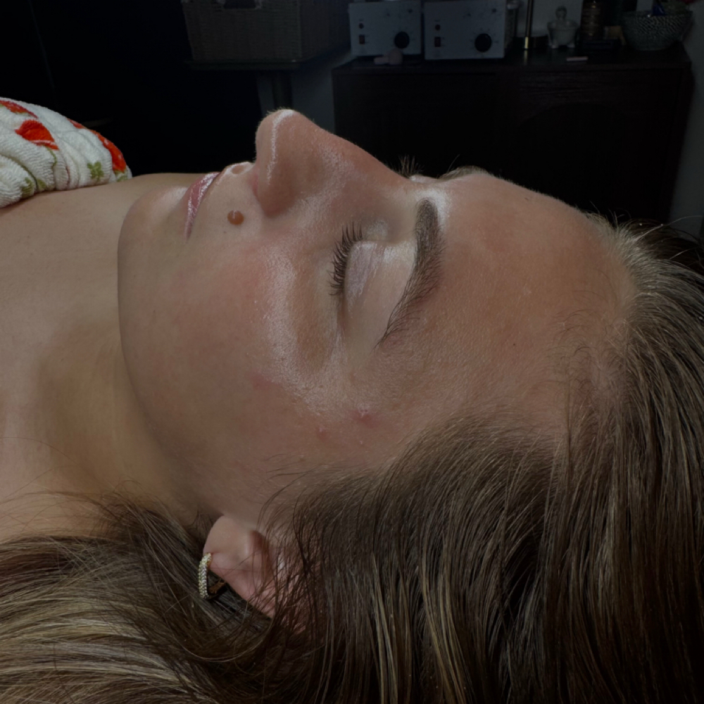 Hydrating facial at SKN HAVEN in Fort Wayne, IN