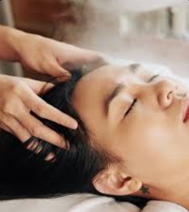 Aromatherapy Scalp Treatment