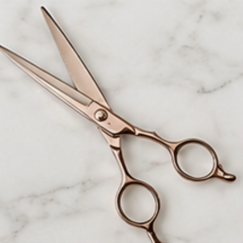 Women’s Short Haircut at Brunette Beauty Co. in New Franken, WI