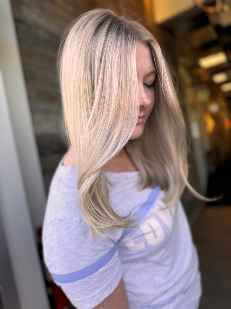Full Highlight at Vivacious Hair Co in Lexington, KY