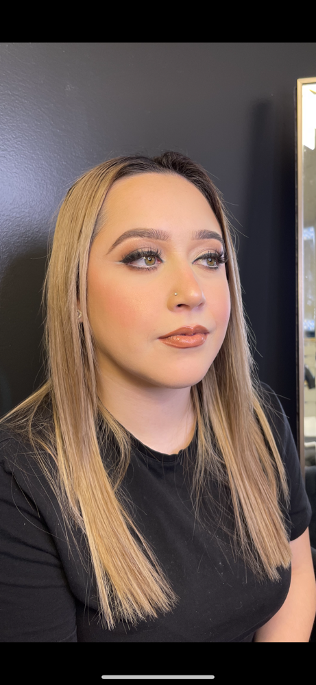Glam Make Up