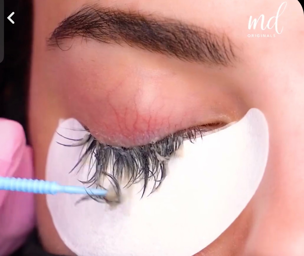 Lash Extension Removal