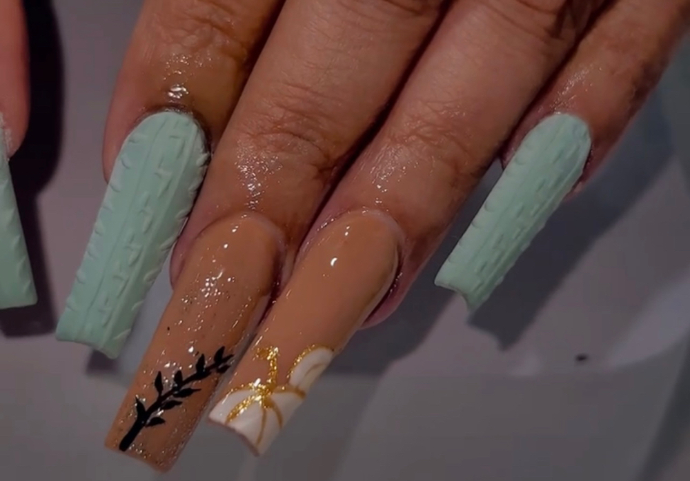 Moderate Nail Art