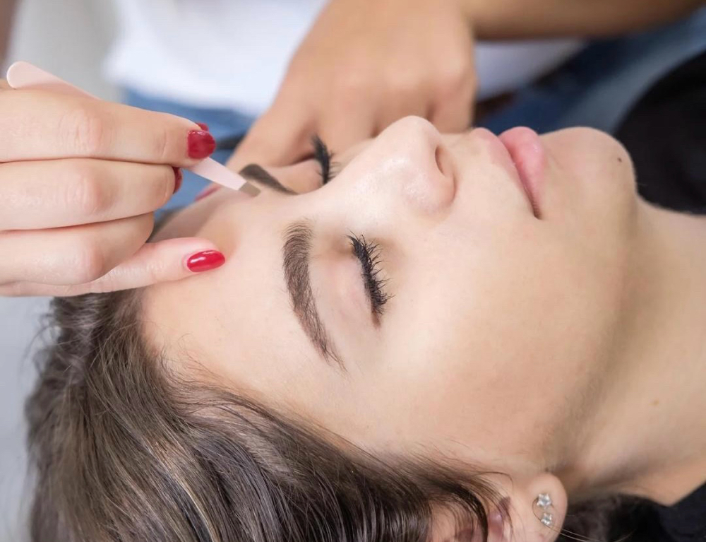 Eyebrow and Lip Waxing