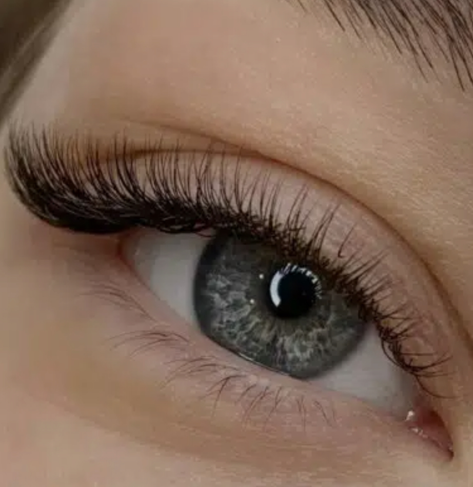 Natural Volume Cateye at Studio 981 in Richmond, VA