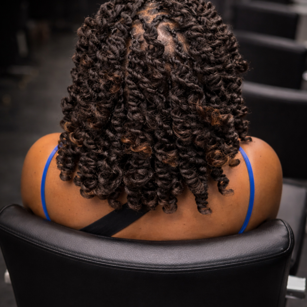 Mixxd Loc Styling at Mixxd loc n barber lounge in Arlington, TX