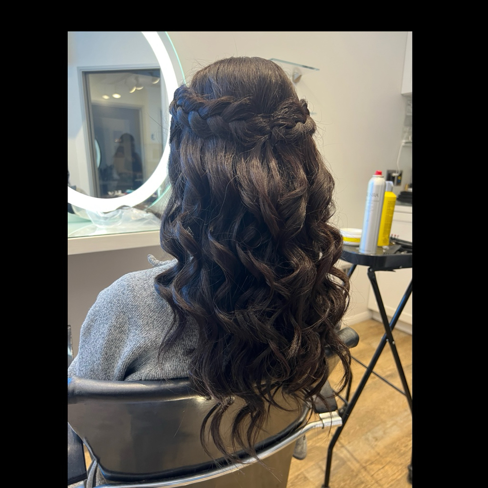 Half Updo (Without Wash & Blowdry)