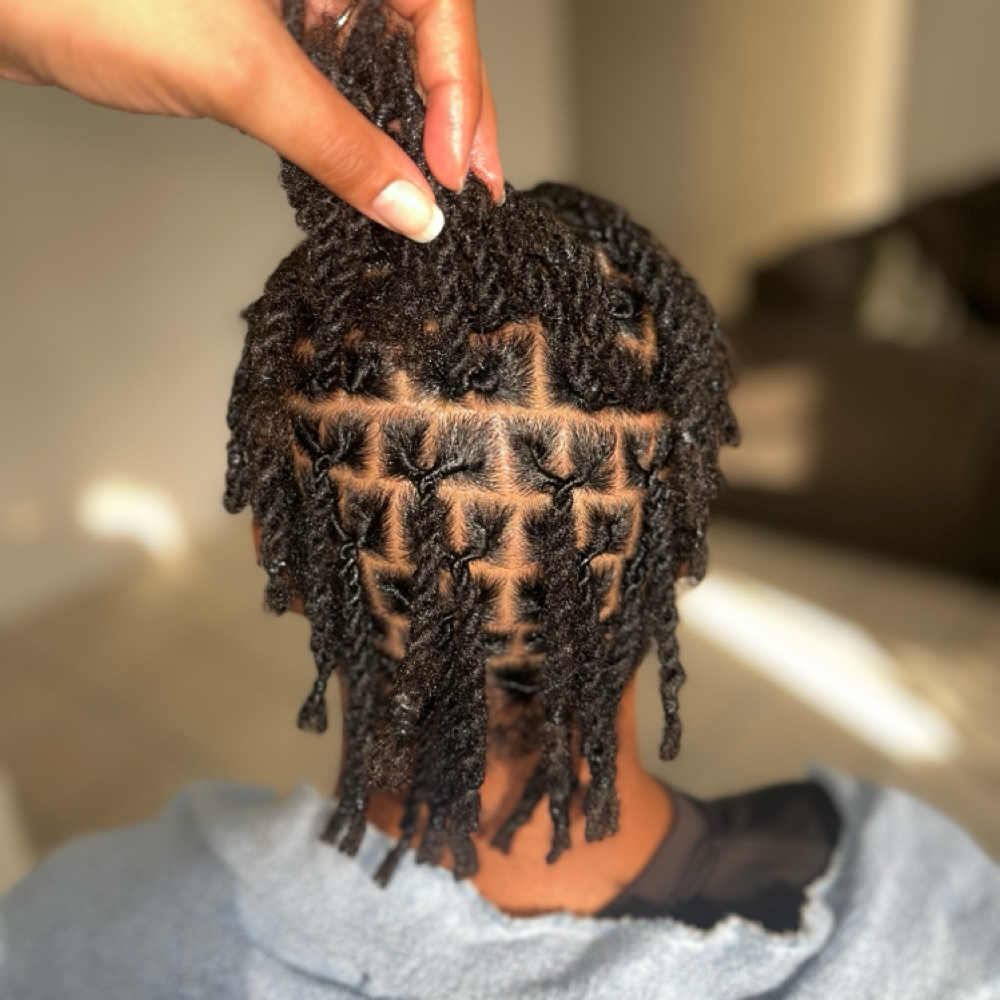 Medium Loc Maintenance at Refined Crowns - RC Styles in Arlington, TX