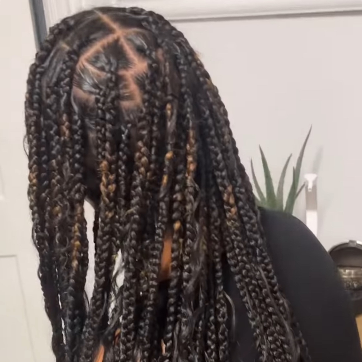 Knotless at Pretty Deluxe Day Spa in Syracuse, NY