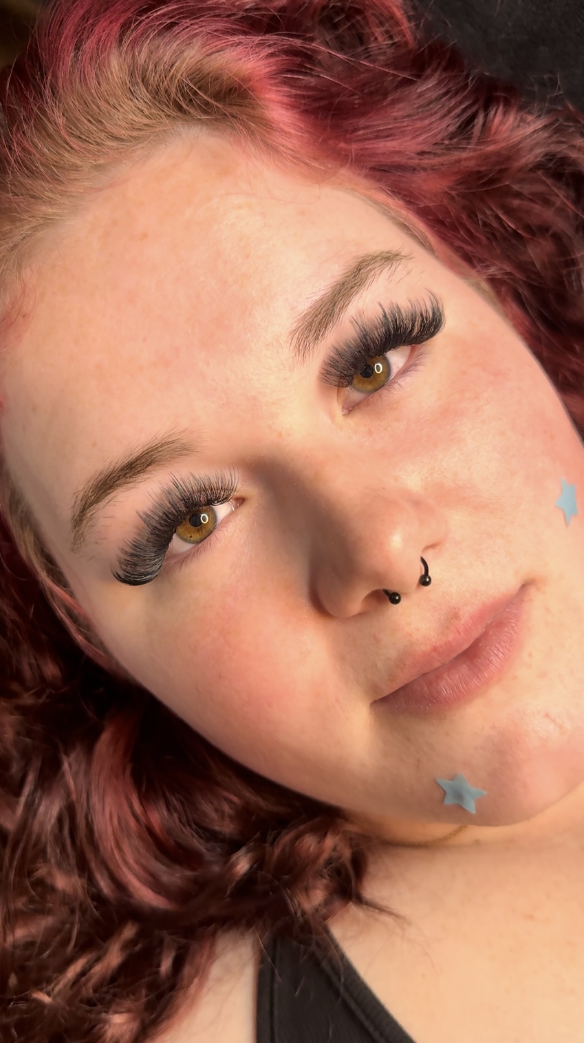 Seductive Babe Fill In