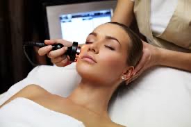 VITAMIN C + PEEL FACIAL