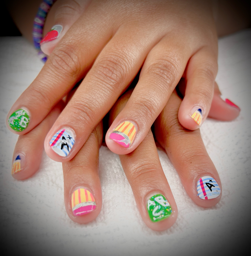 Free-hand Nailart