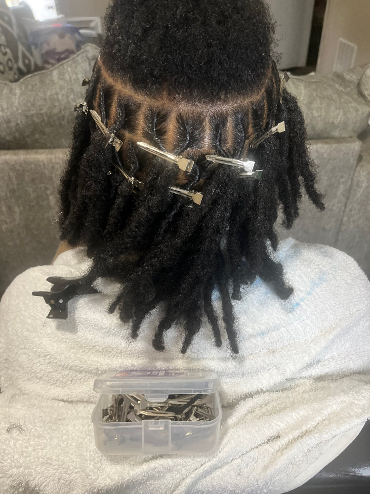 Locs, Retwist, Shampoo, & No Style