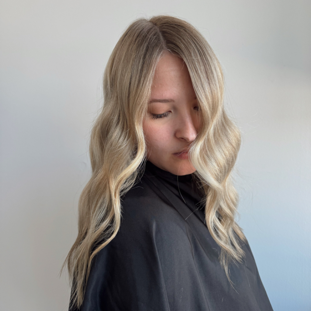 FULL HIGHLIGHT at Avery Nicole Hair Co in Greenwood, IN