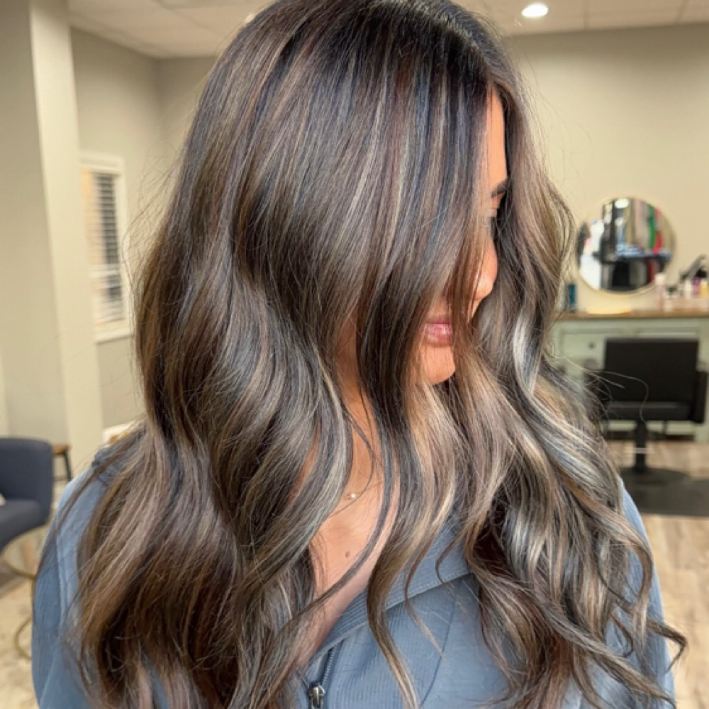 Shampoo, Cut, Style at Jessica Hudson in 39042
