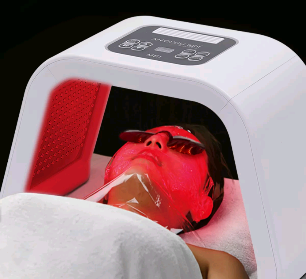 Basic Facial + Led Therapy