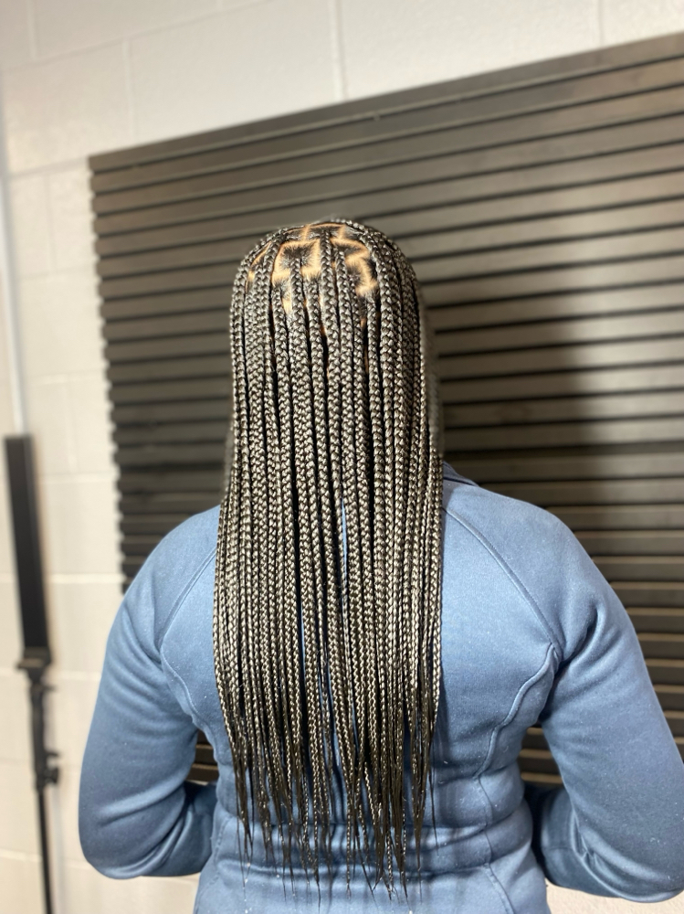 Medium Knotless