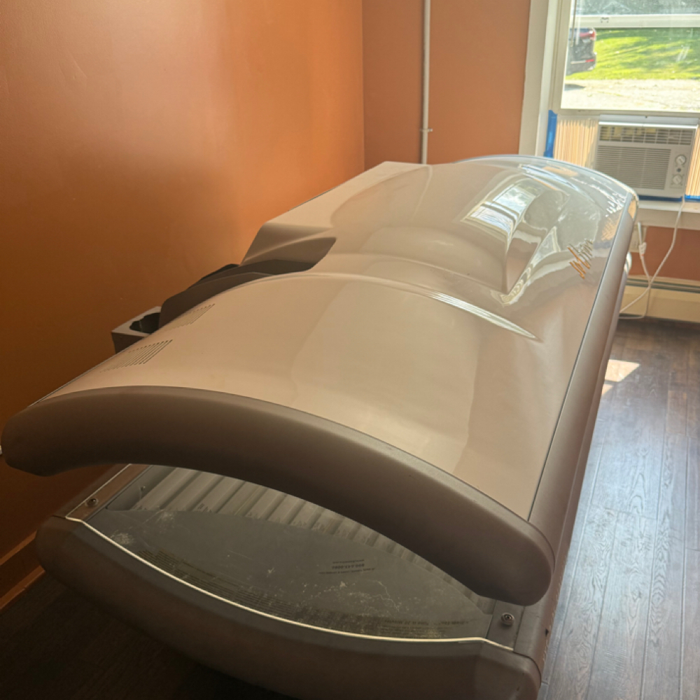 UV Tanning at Lavish hair & Lash Studio in Hermon, ME
