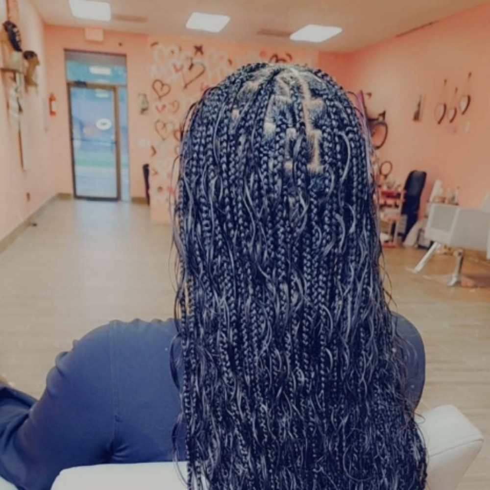 Medium Boho Knotless at LG Stylez LLC in Fraser, MI