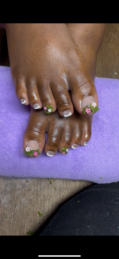 Deluxe Pedicure Acrylic Toes
