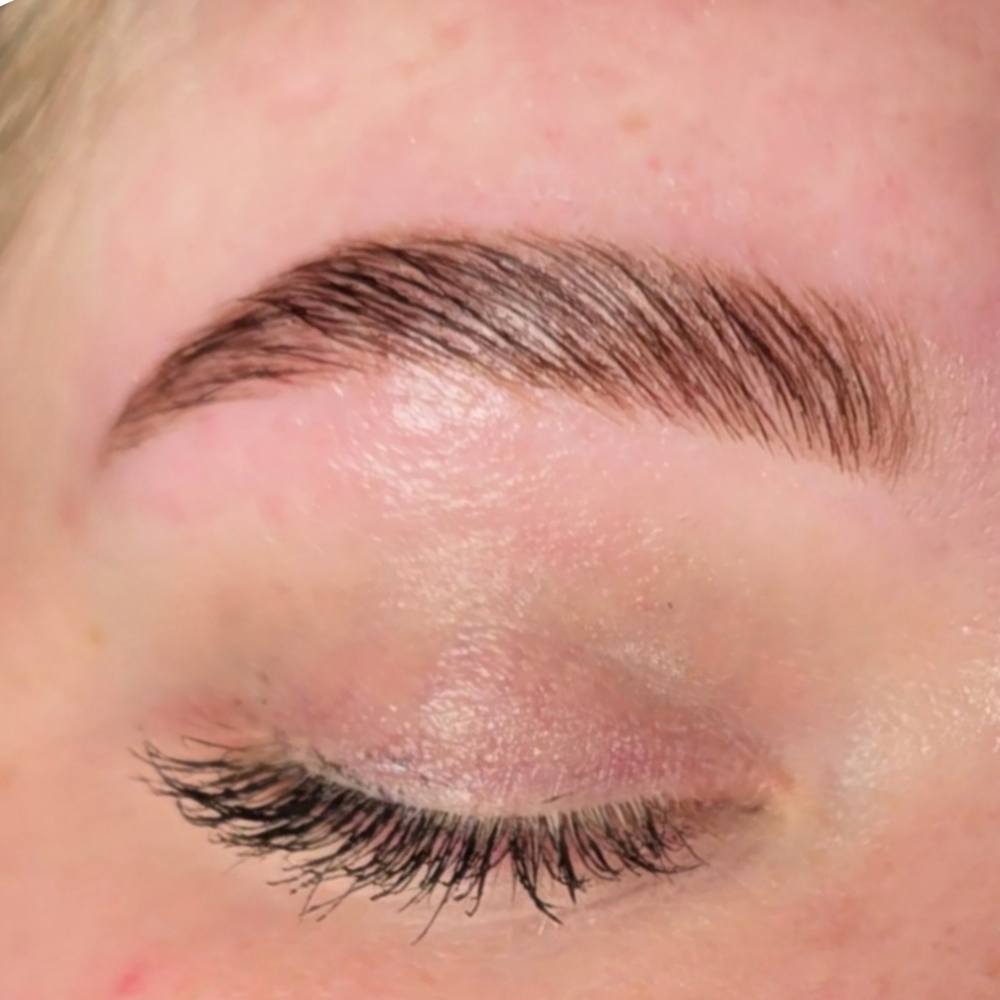 Brow Services at Stae Awhile X LA Perez in Pueblo, CO