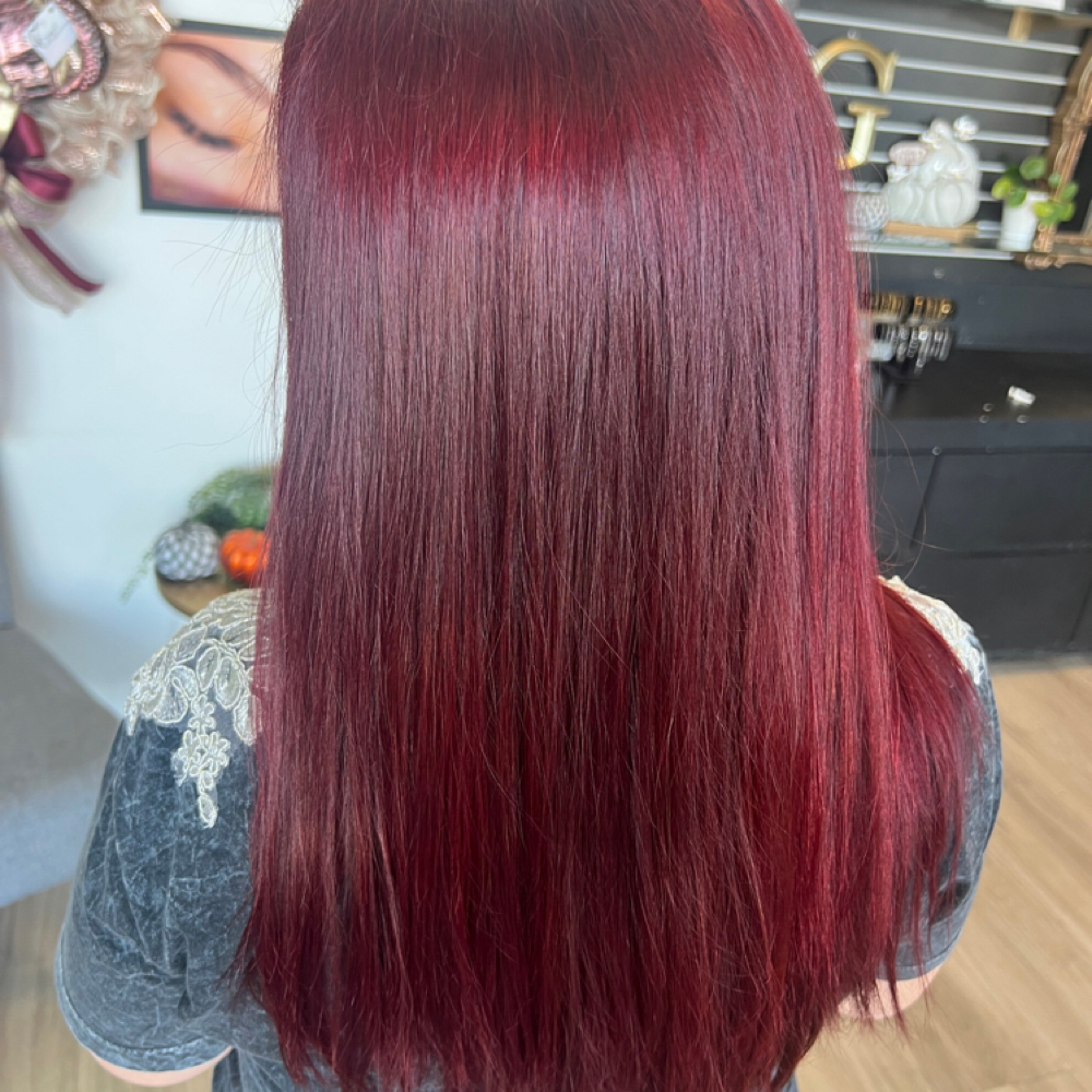 Root Touch Up at Glamorous Beauty By Alisha Woodson in Jonesboro, AR