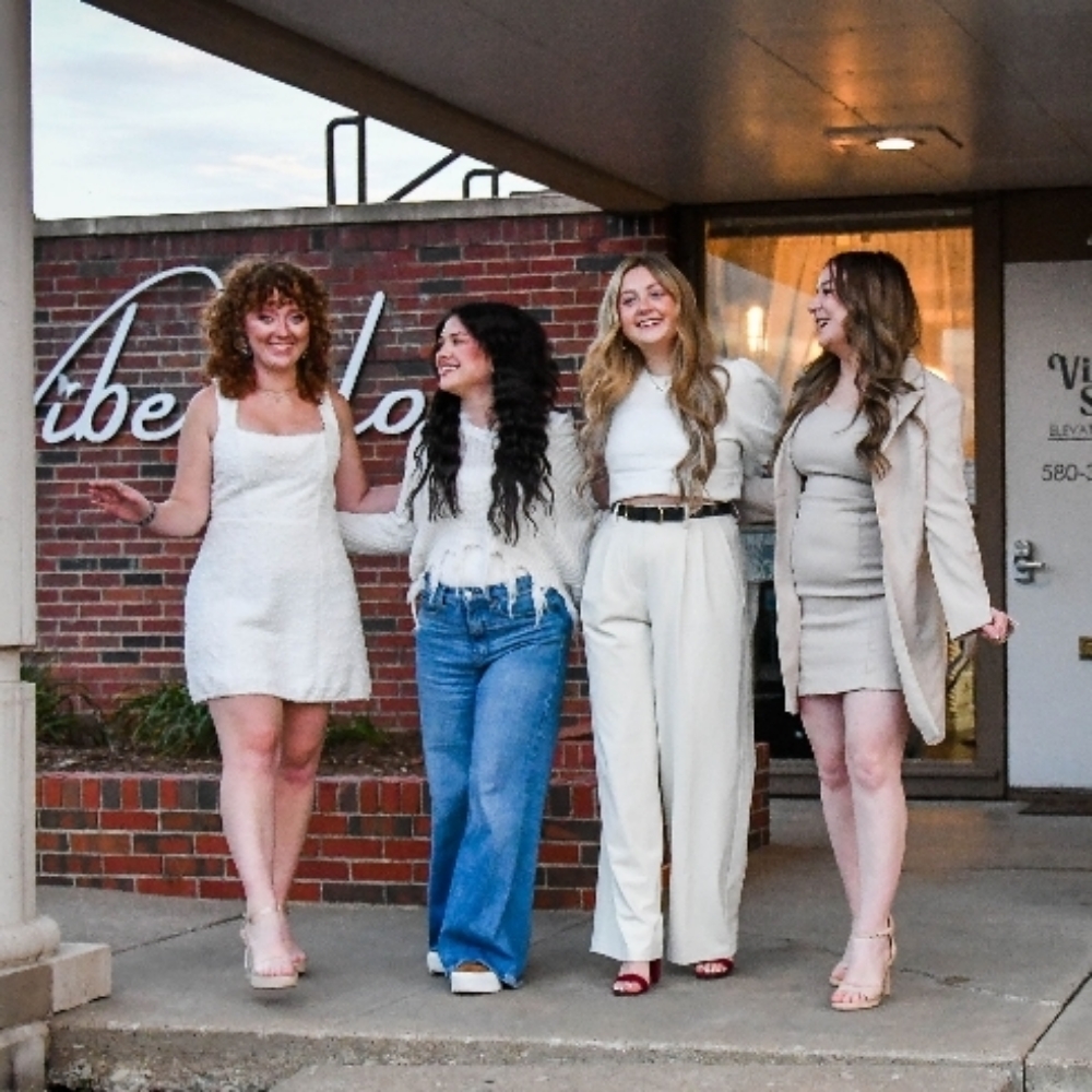 👄💬 Free Consultation👄 at Vibe Salon in Ponca City, OK