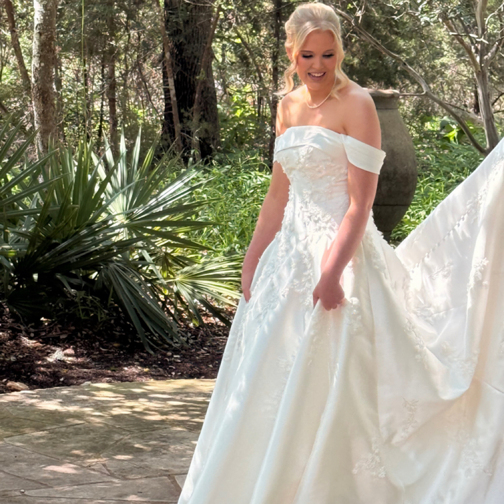Bridal Package Airbrush Spray Tan at Sunflower Airbrush by Hayden & Spa in Wimberley, TX